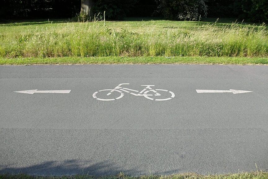 Sichere und komfortable Radwege Sichere und komfortable Radwege